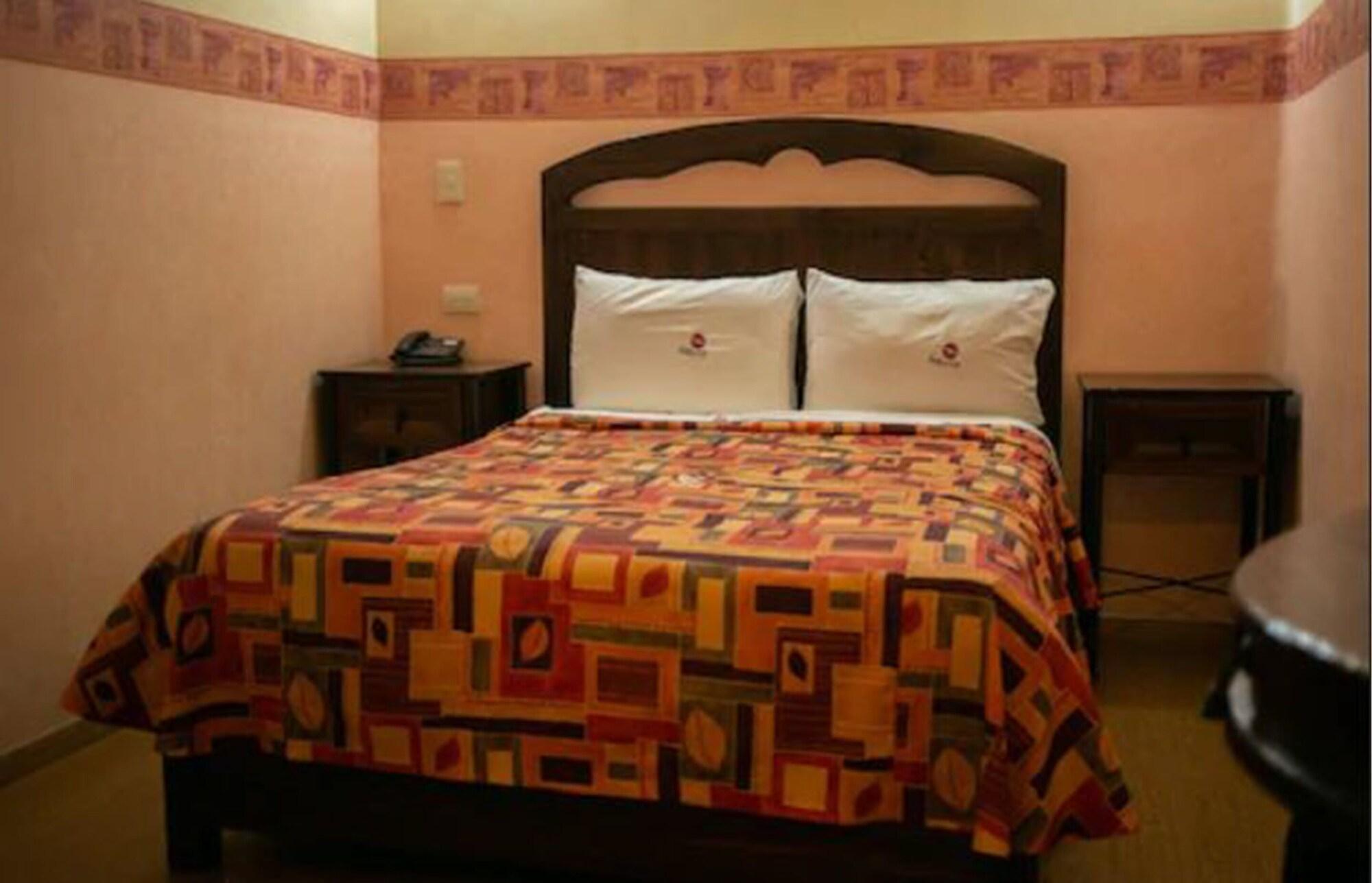 Hotel La Alhondiga Пуэбла Экстерьер фото